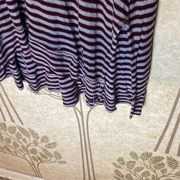 WE THE FREE size M extra long oversized shirt sleeve shirt with slight hi-low - Picture 4 of 5